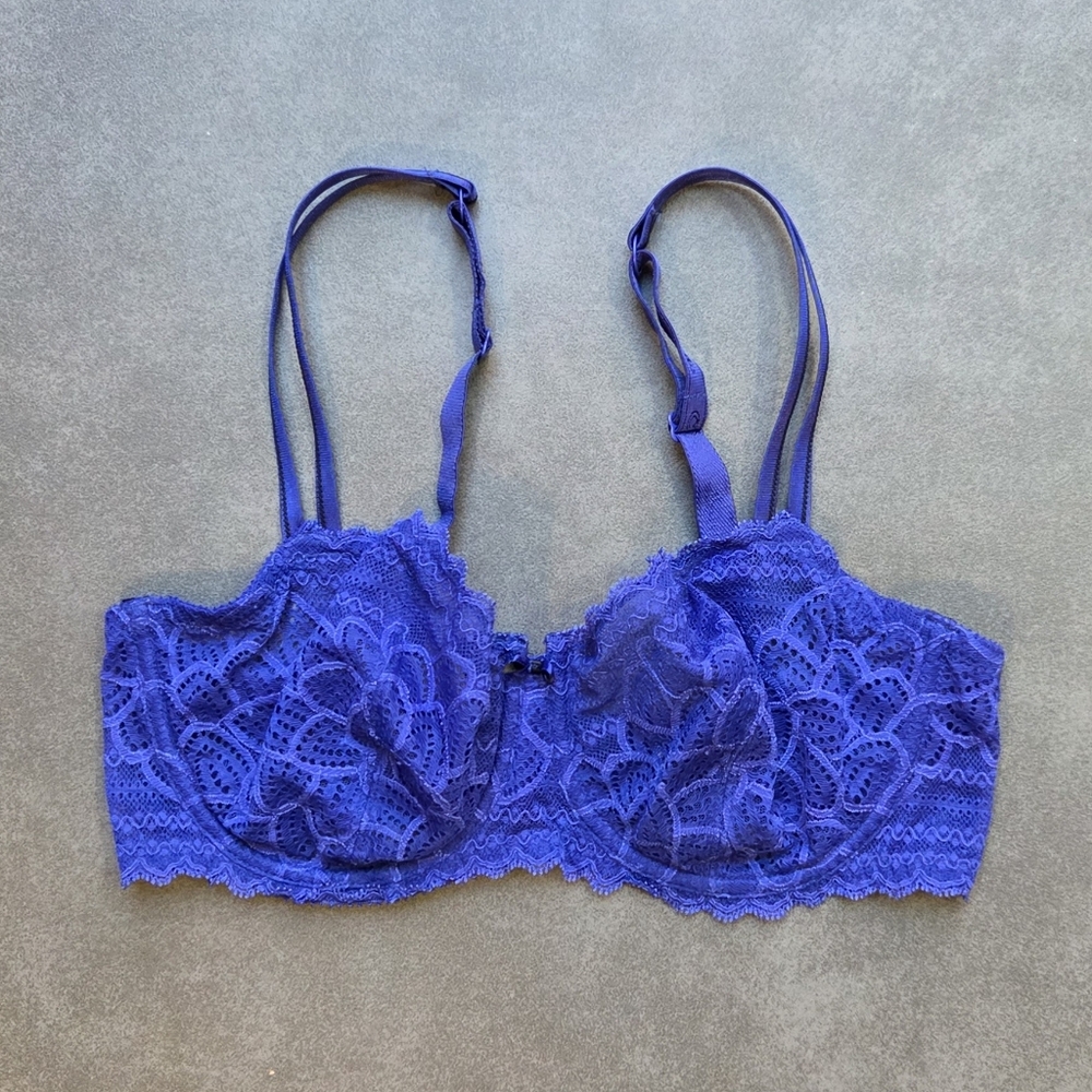 Chantelle Lace Underwire Bra 34D